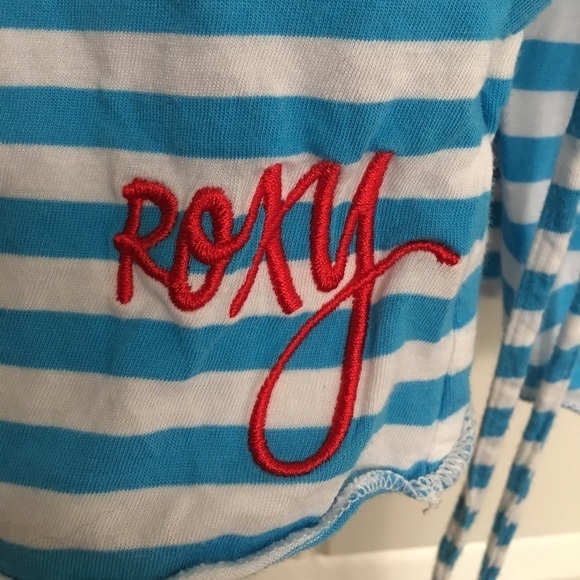 Roxy Light Blue and White Striped Tank Top with Red Roxy Logo Size Small - Picture 3 of 4